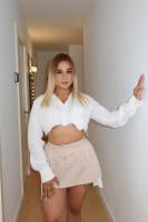 671073899: Chica busca chico en Lérida