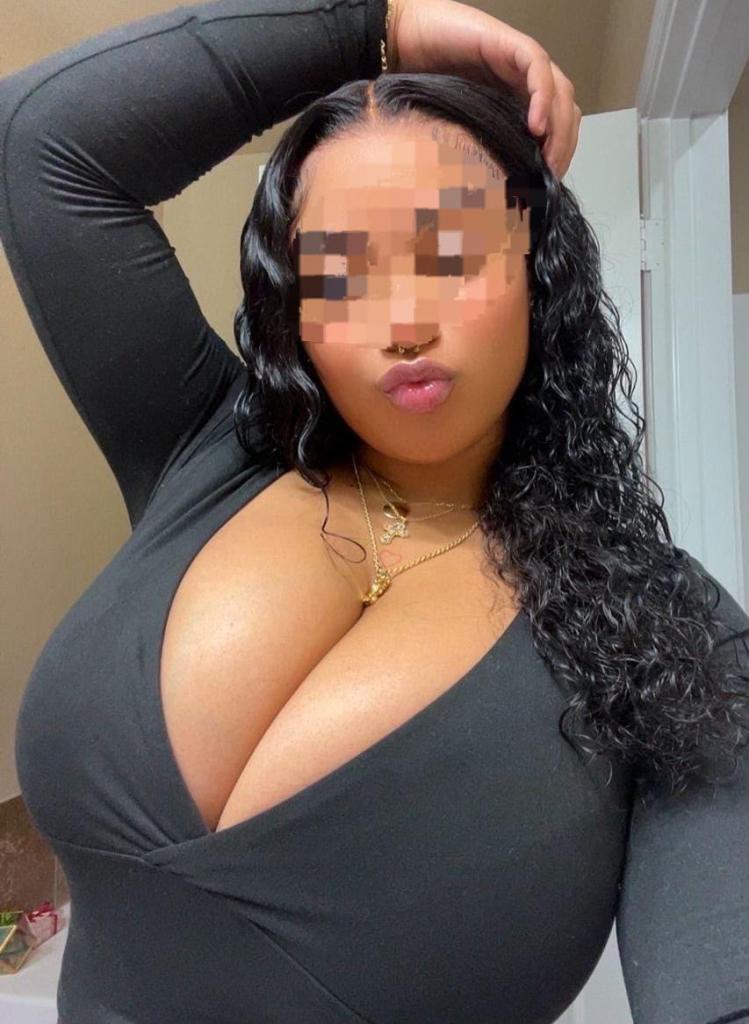 Chica busca chico en Gerona: 