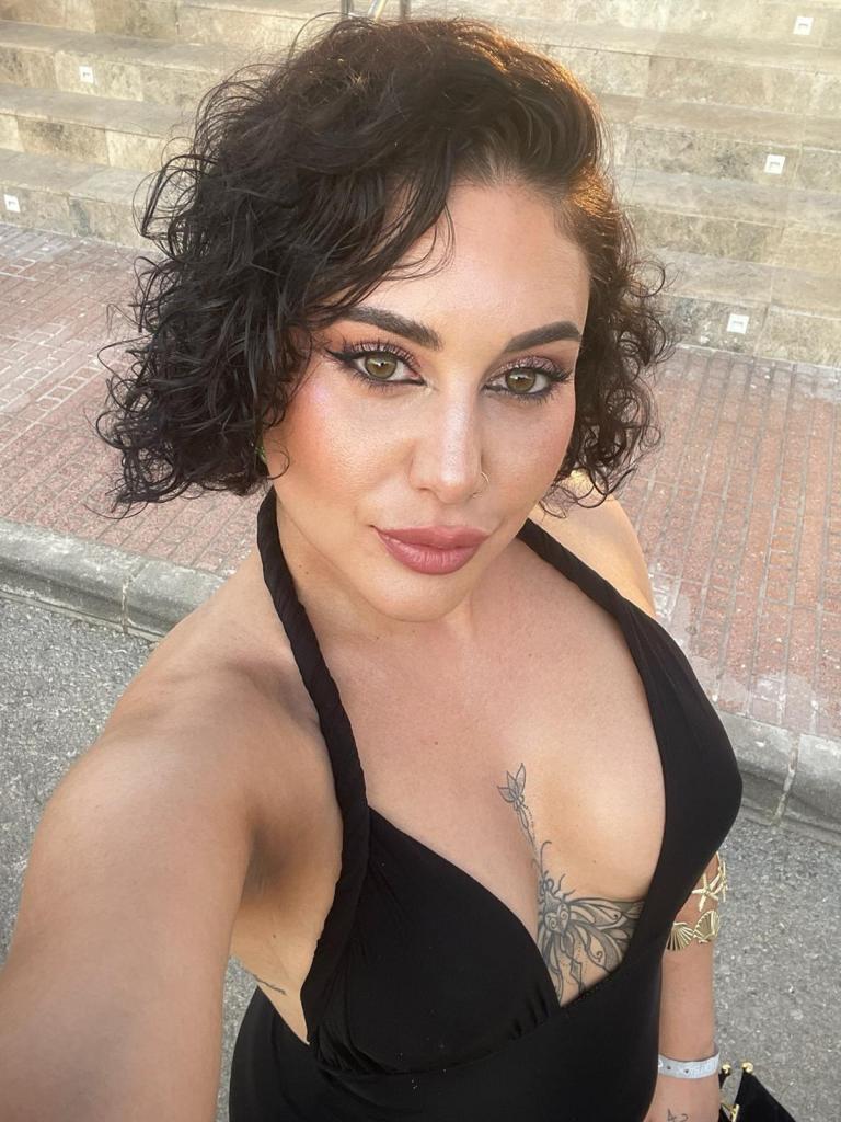 604266747: Chica busca chico en Pontevedra
