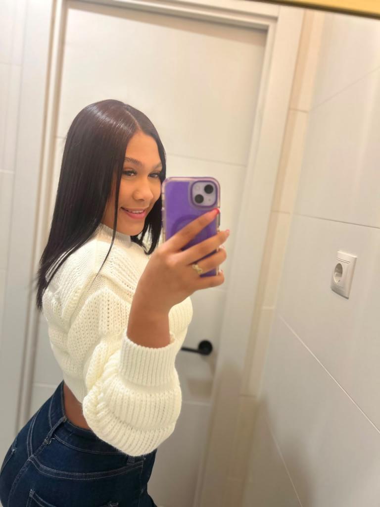 Chica busca chico en Sevilla: 