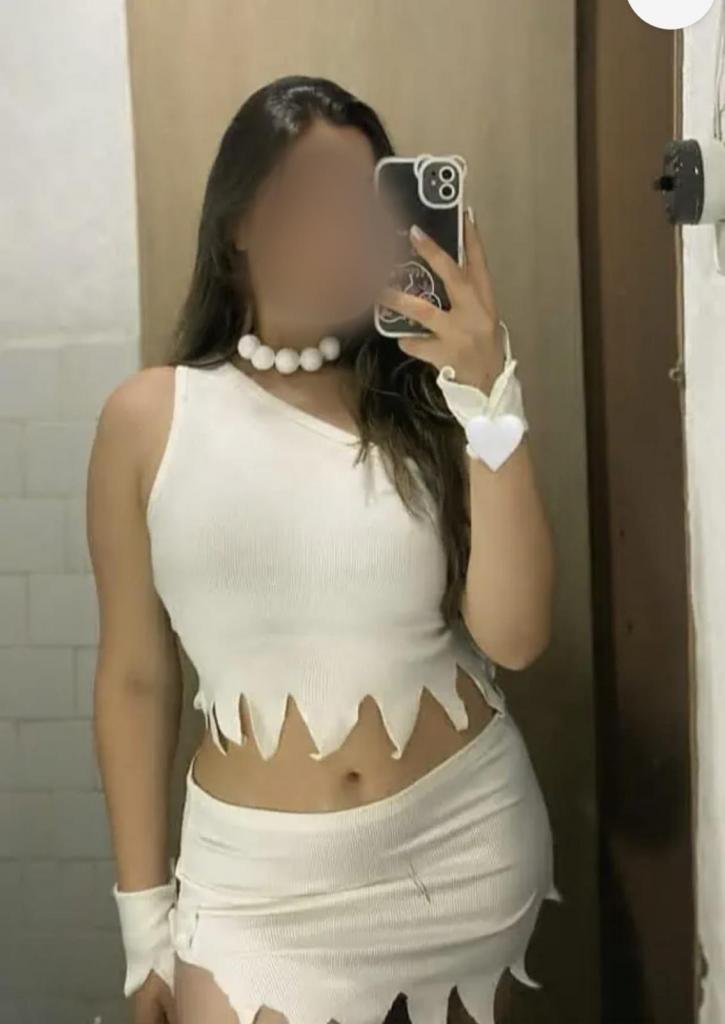 662929535: Chica busca chico en Murcia