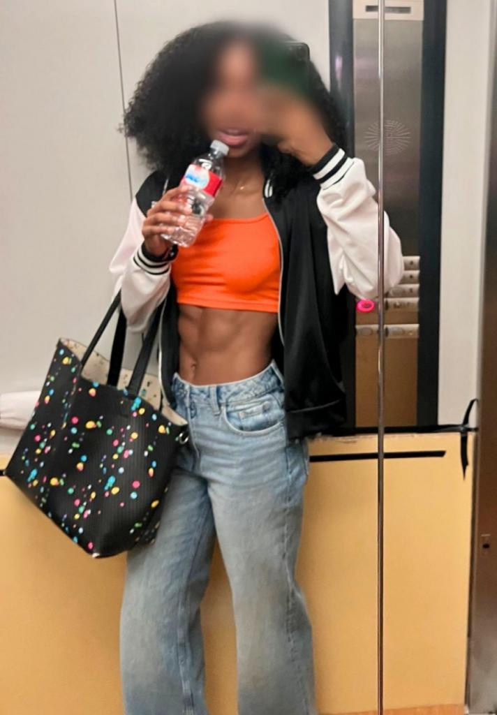 643457305: Chica busca chico en Mallorca