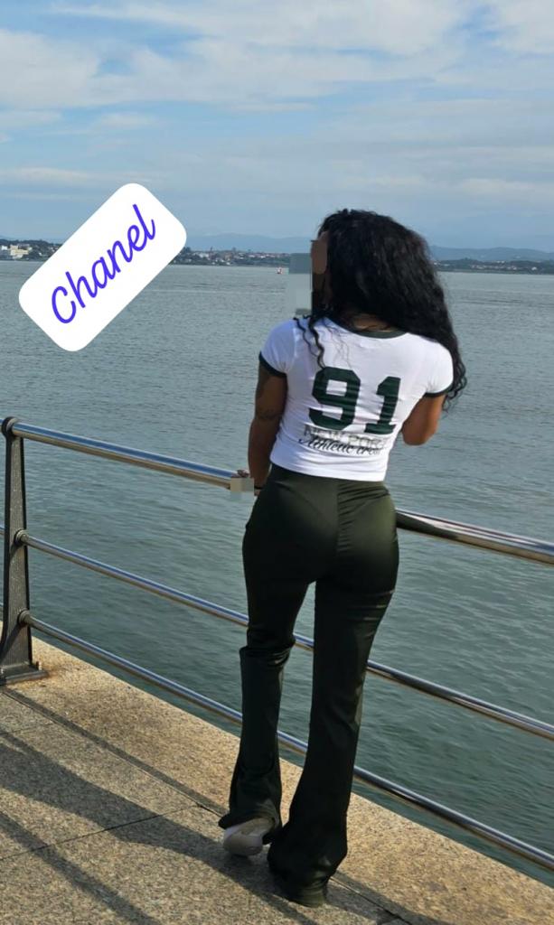 Chica busca chico en La Coruña: 