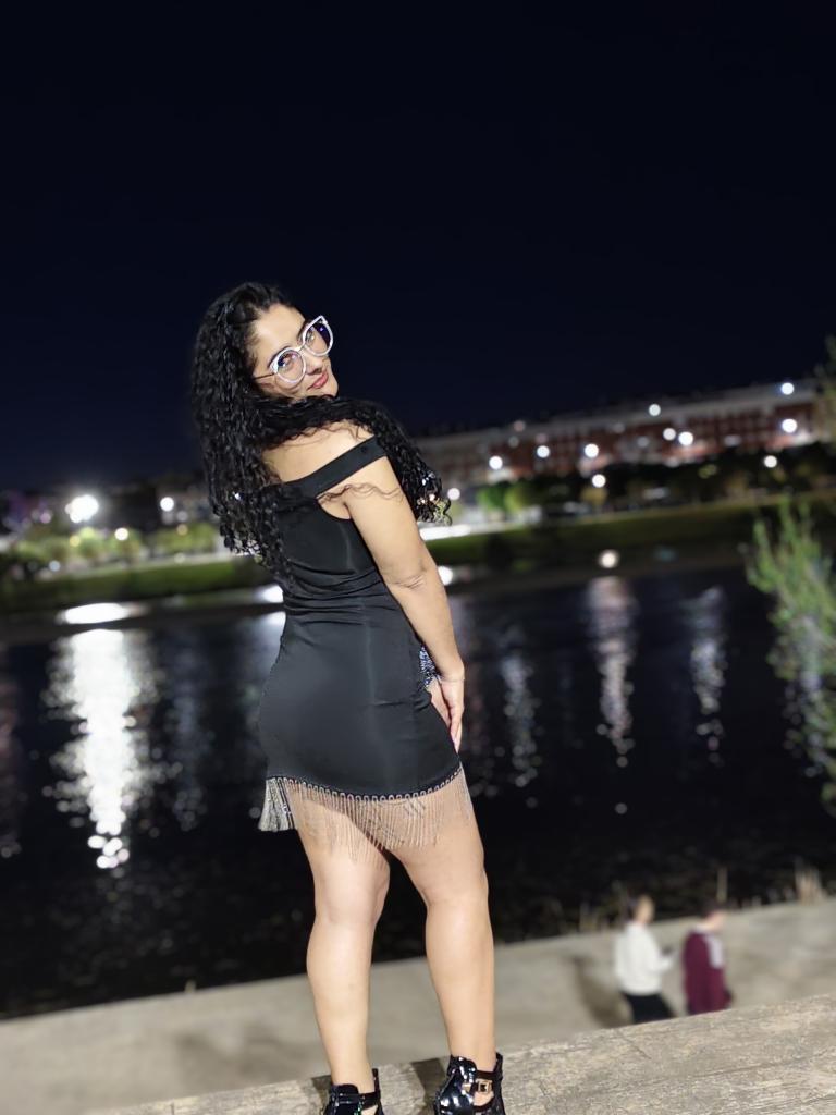 602677875: Chica busca chico en Badajoz