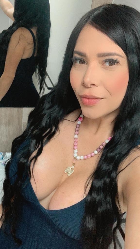 Chica busca chico en Jaén: 