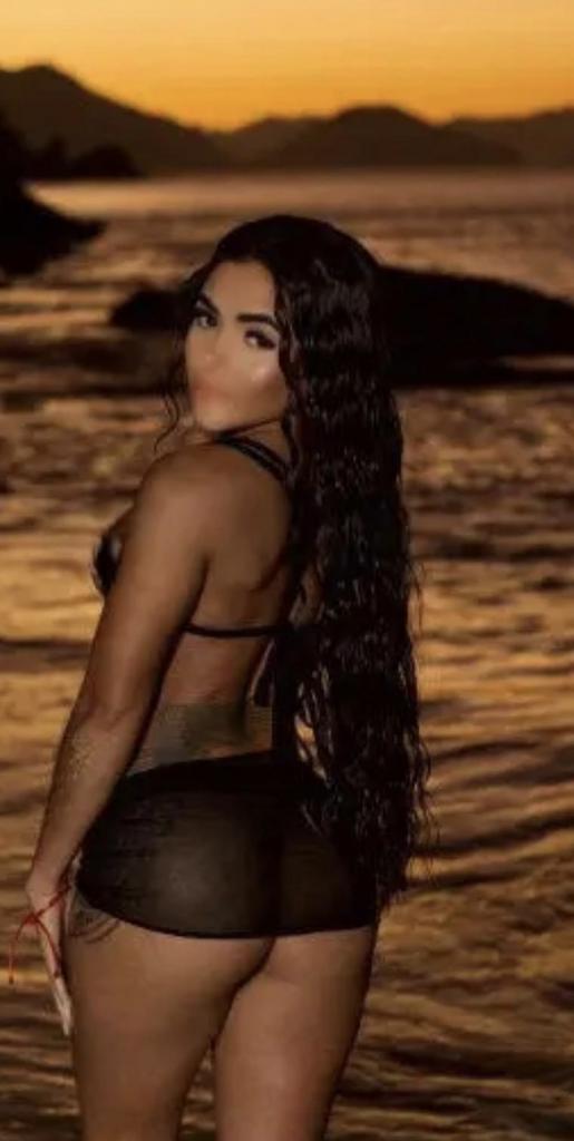 671535853: Chica busca chico en Lérida