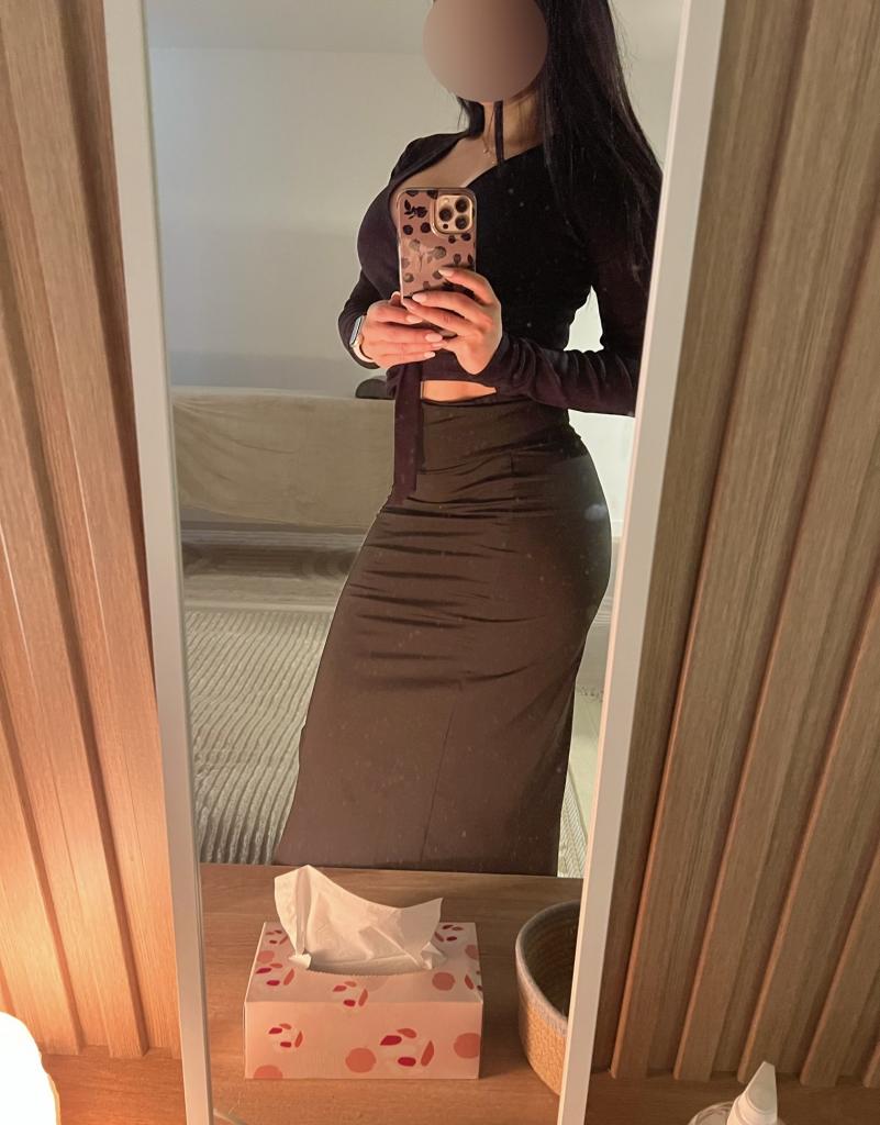 623167483: Chica busca chico en Cantabria