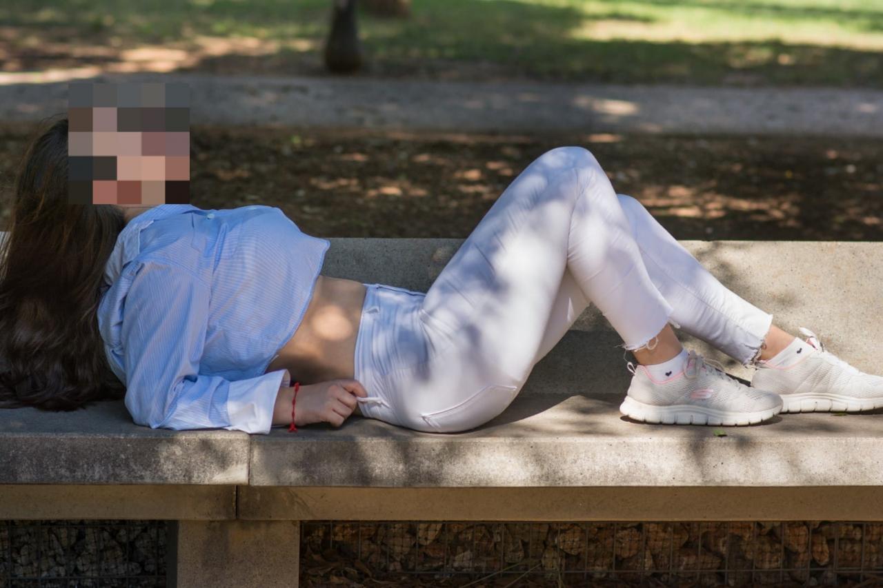 614060952: Chica busca chico en Valencia