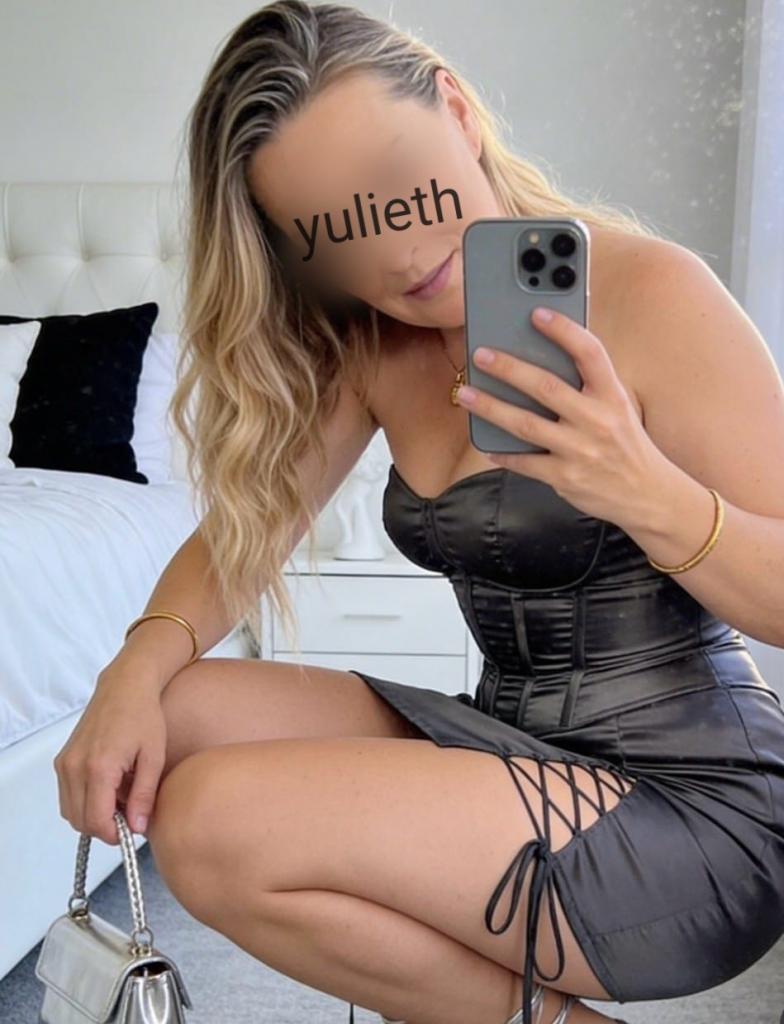 613996145: Chica busca chico en Cádiz