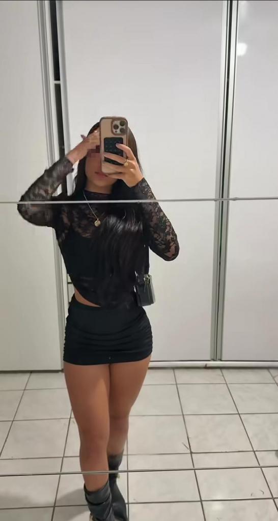 632194996: Chica busca chico en León