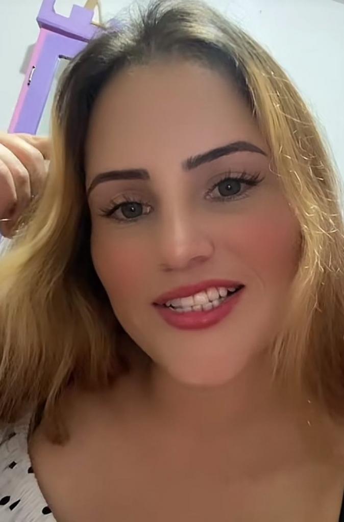603229918: Chica busca chico en Barcelona