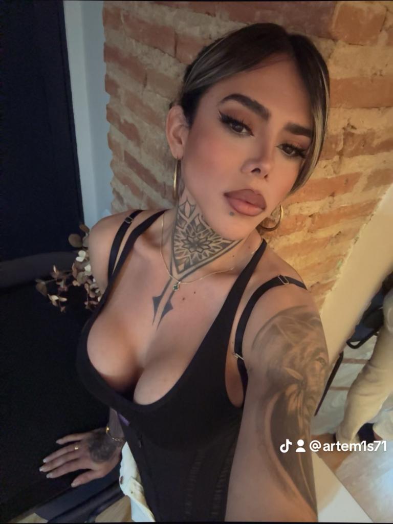 693100063: Travesti en Madrid