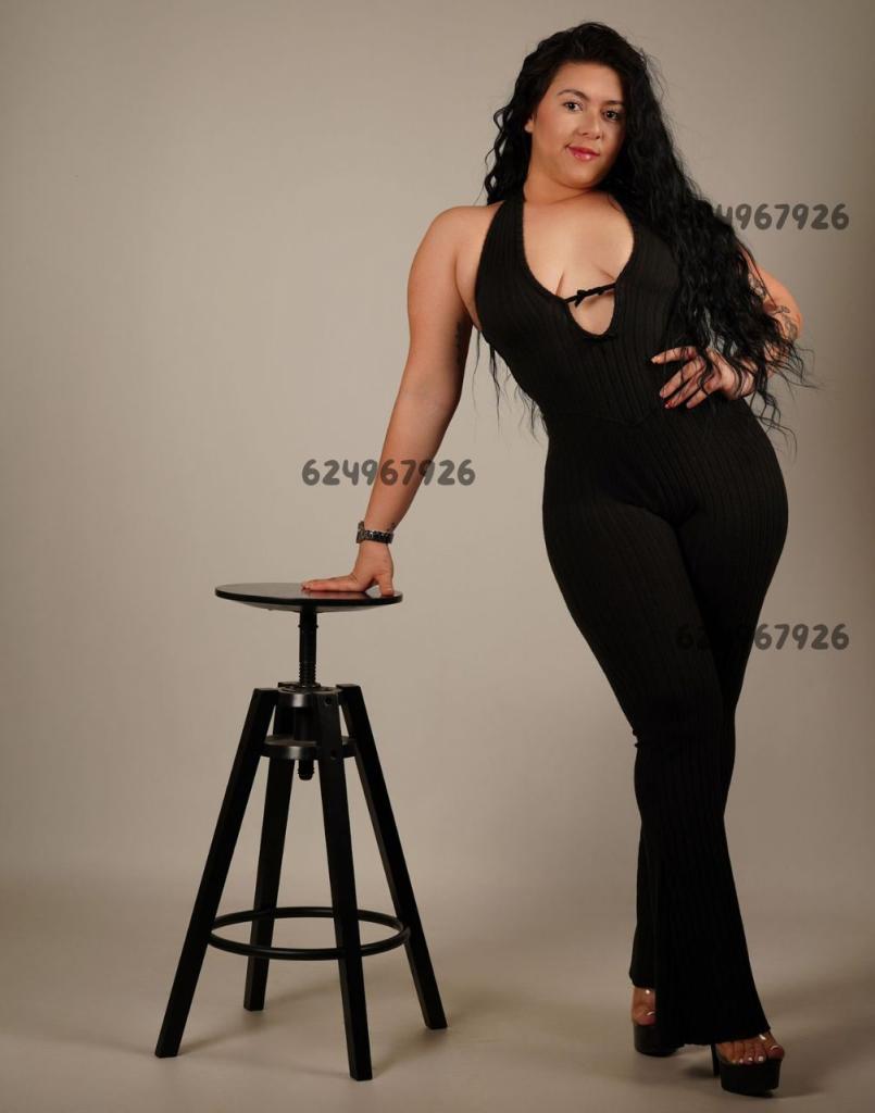 Chica busca chico en Huelva: 