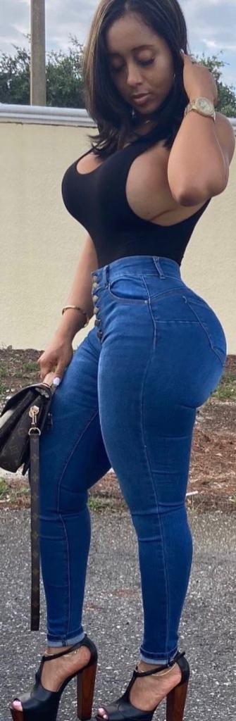 632550408: Chica busca chico en Cádiz