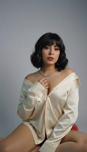 611358838: Chica busca chico en Gerona