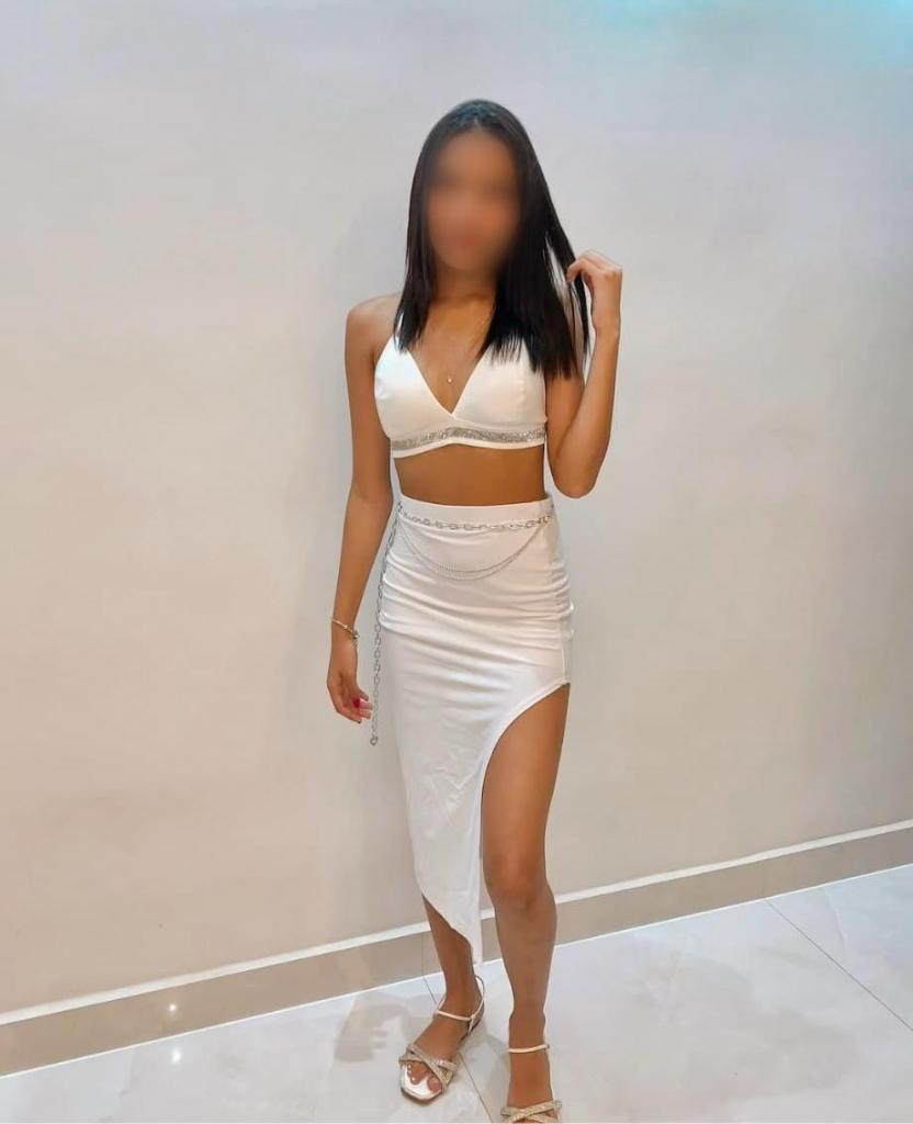 647044096: Chica busca chico en Mallorca