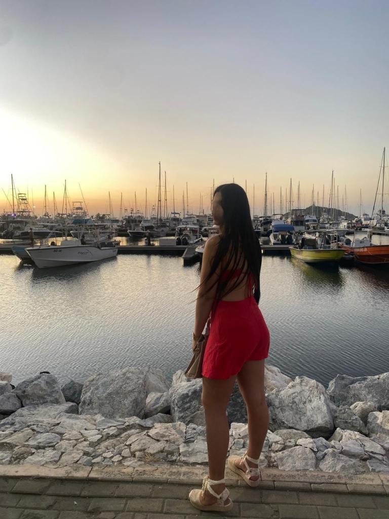 Chica busca chico en Sevilla: 