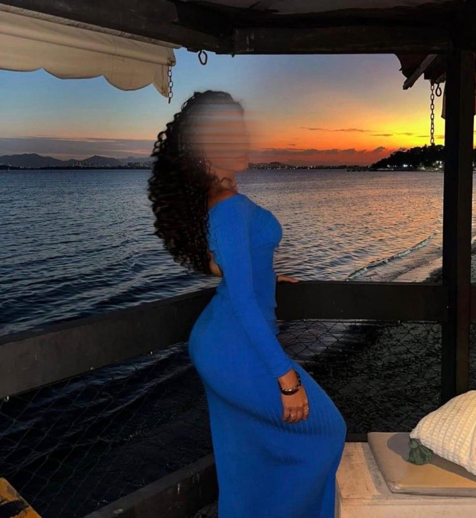 Chica busca chico en Almería: 