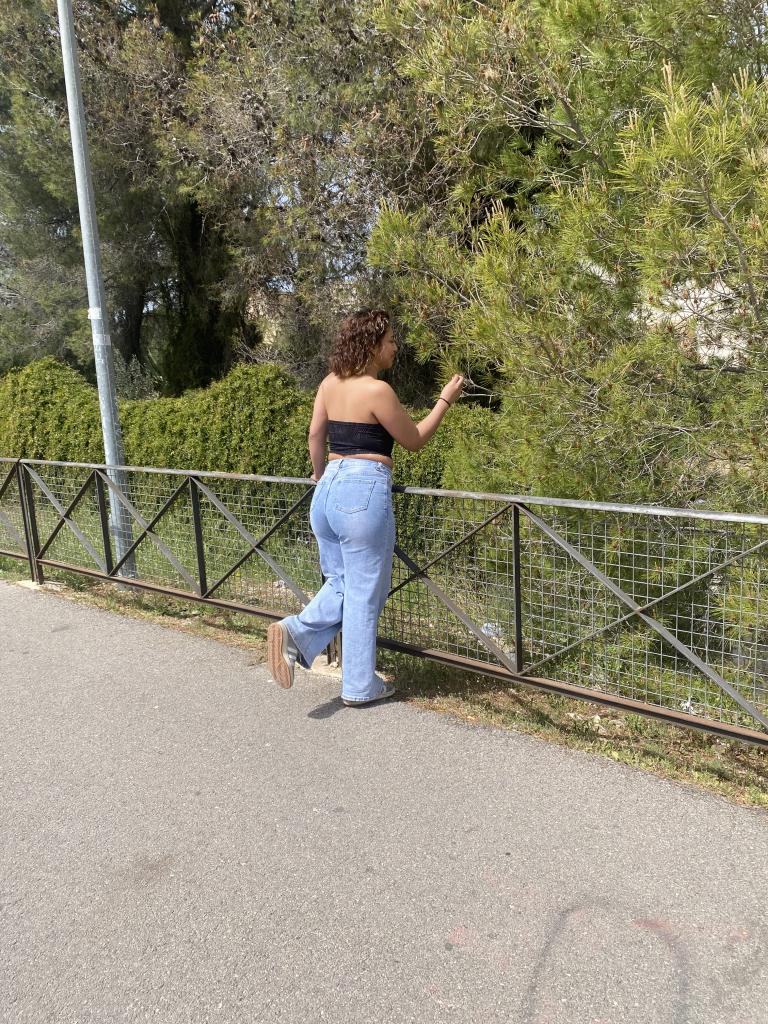 613728648: Chica busca chico en Valencia