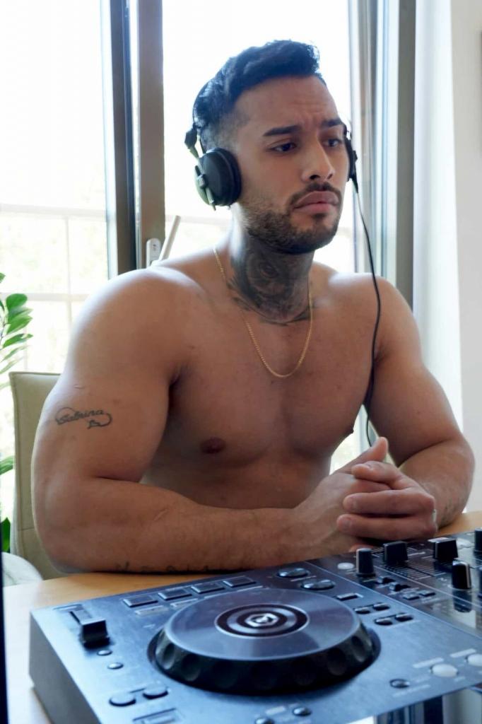 Chico busca chica en Barcelona: 