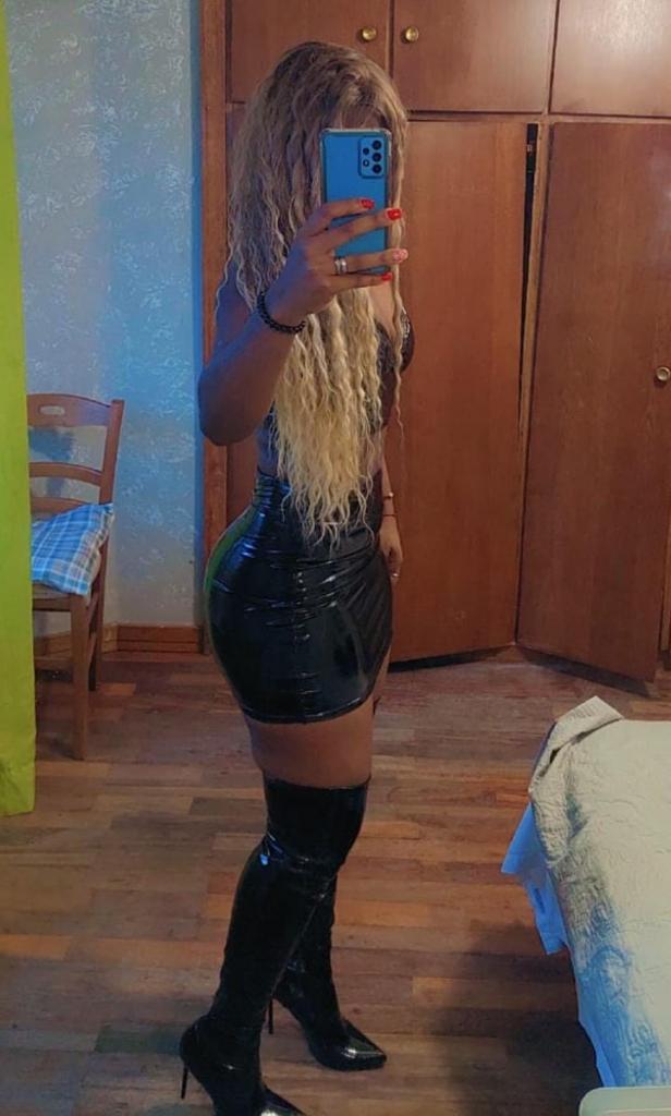 615452079: Chica busca chico en Guipúzcoa