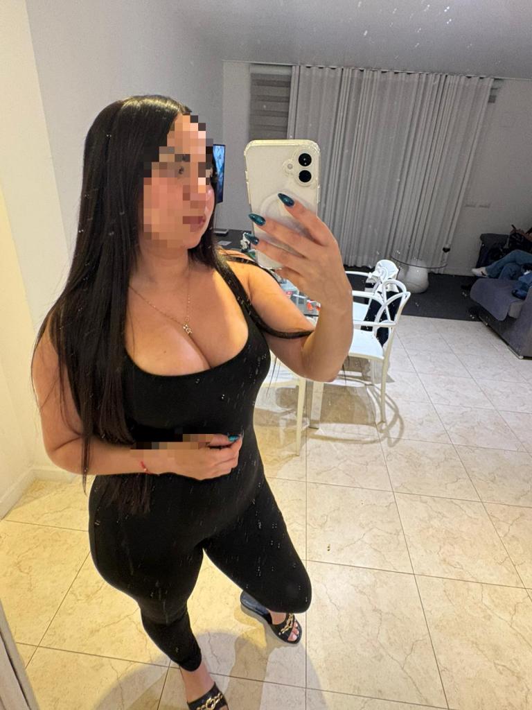 613723757: Chica busca chico en Valencia