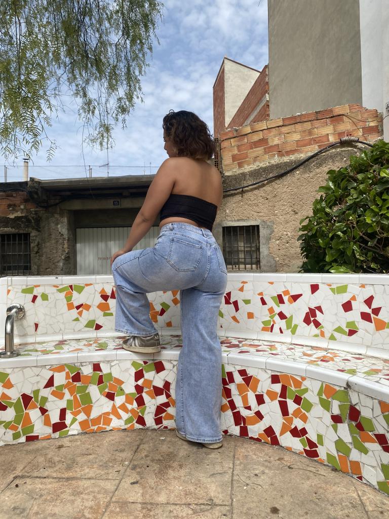 613281433: Chica busca chico en Valencia