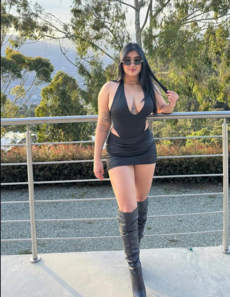 645497003: Chica busca chico en Pontevedra