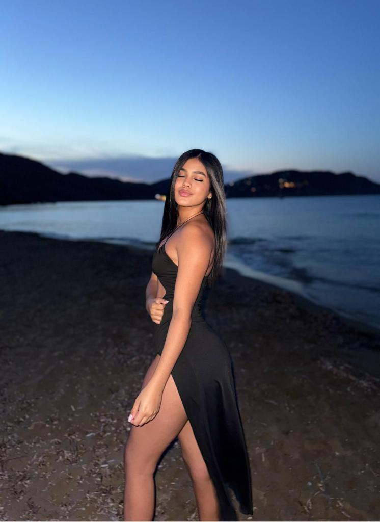 Chica busca chico en Tenerife: 