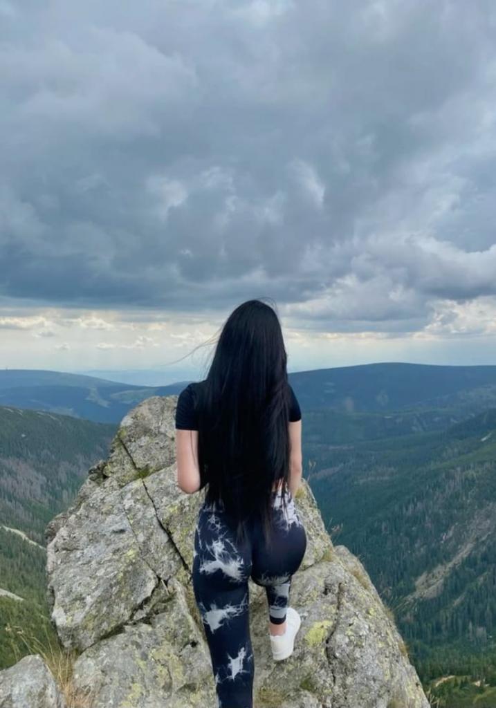 Chica busca chico en Ibiza: 