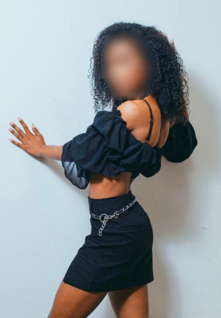 Chica busca chico en Mallorca: 