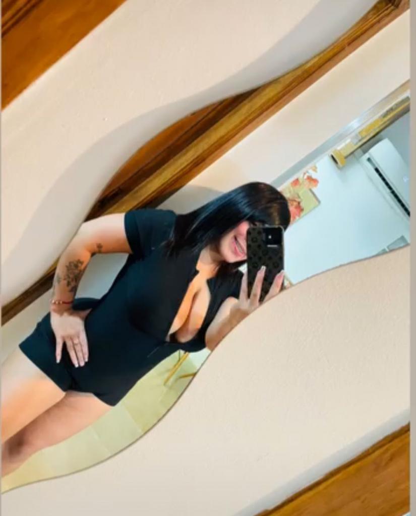 Chica busca chico en Almería: 