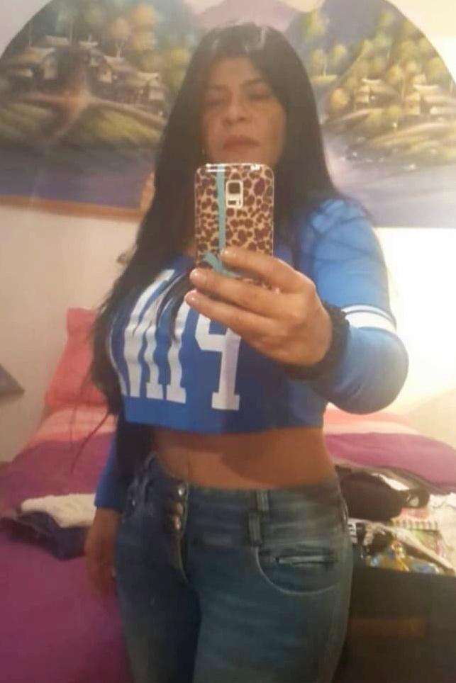 Chica busca chico en Tenerife: 