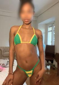 643457305: Chica busca chico en Mallorca