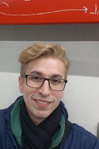 623911348: Chico busca chica en Barcelona