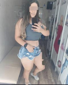 614952349: Chica busca chico en Barcelona