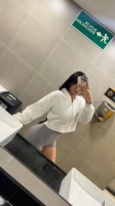 677231164: Chica busca chico en Málaga