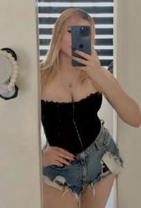 687430403: Chica busca chico en Navarra