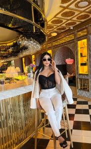 677375078: Chica busca chico en Barcelona