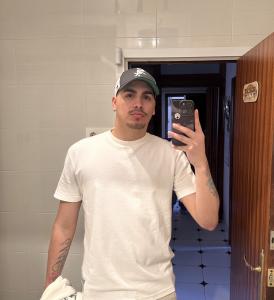 662421374: Chico busca chica en Zaragoza