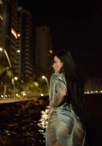 667412213: Chica busca chico en Pontevedra