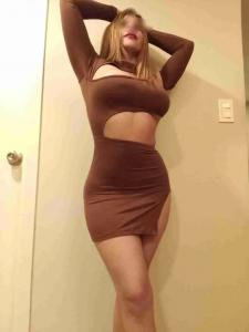 613607753: Chica busca chico en Lugo