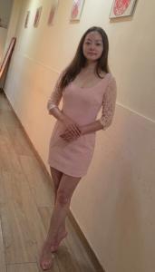 617647333: Chica busca chico en Barcelona