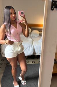 631247682: Chica busca chico en Valencia