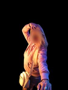 643477028: Chica busca chico en La Coruña