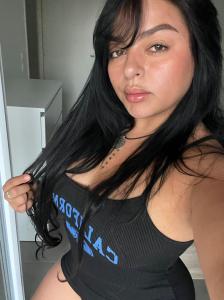 603231629: Chica busca chico en Cádiz