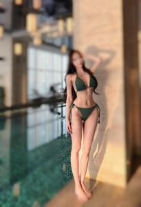 688134798: Chica busca chico en Madrid