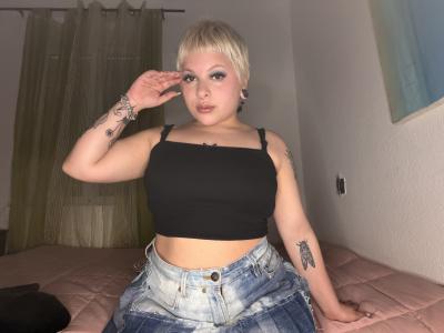 643320877: Chica busca chico en Granada