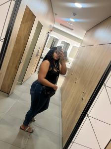 632896478: Chica busca chico en Barcelona