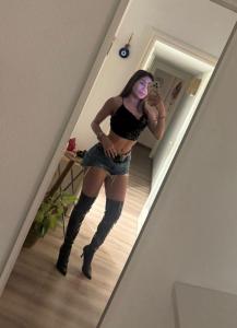 610752392: Chica busca chico en Mallorca